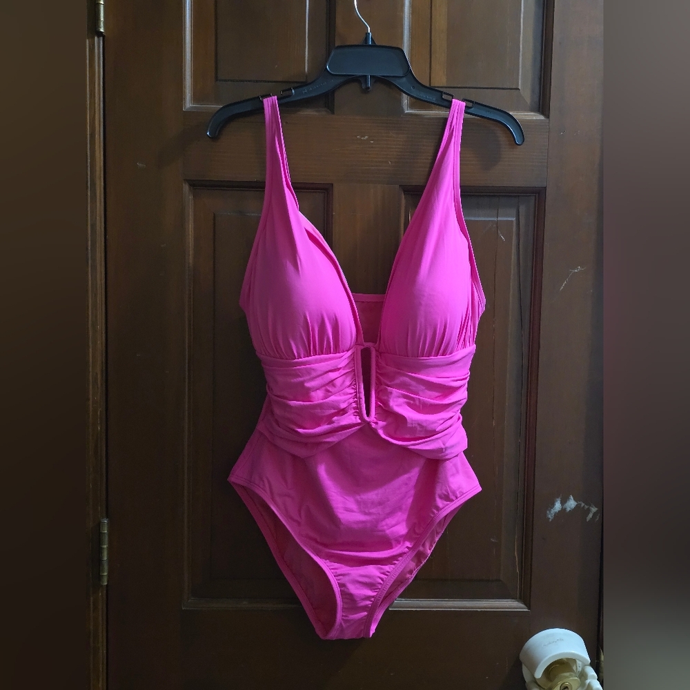 BNWT Bleu Rod Beattie Hot Pink One-Piece Swimsuit 14
